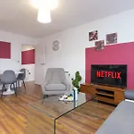 Elegant 1 Bedroom Apartment - Powei Apartments