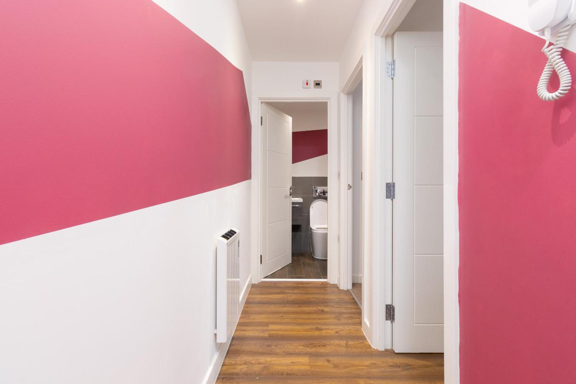 Elegant 1 Bedroom - Powei Apartment Coventry