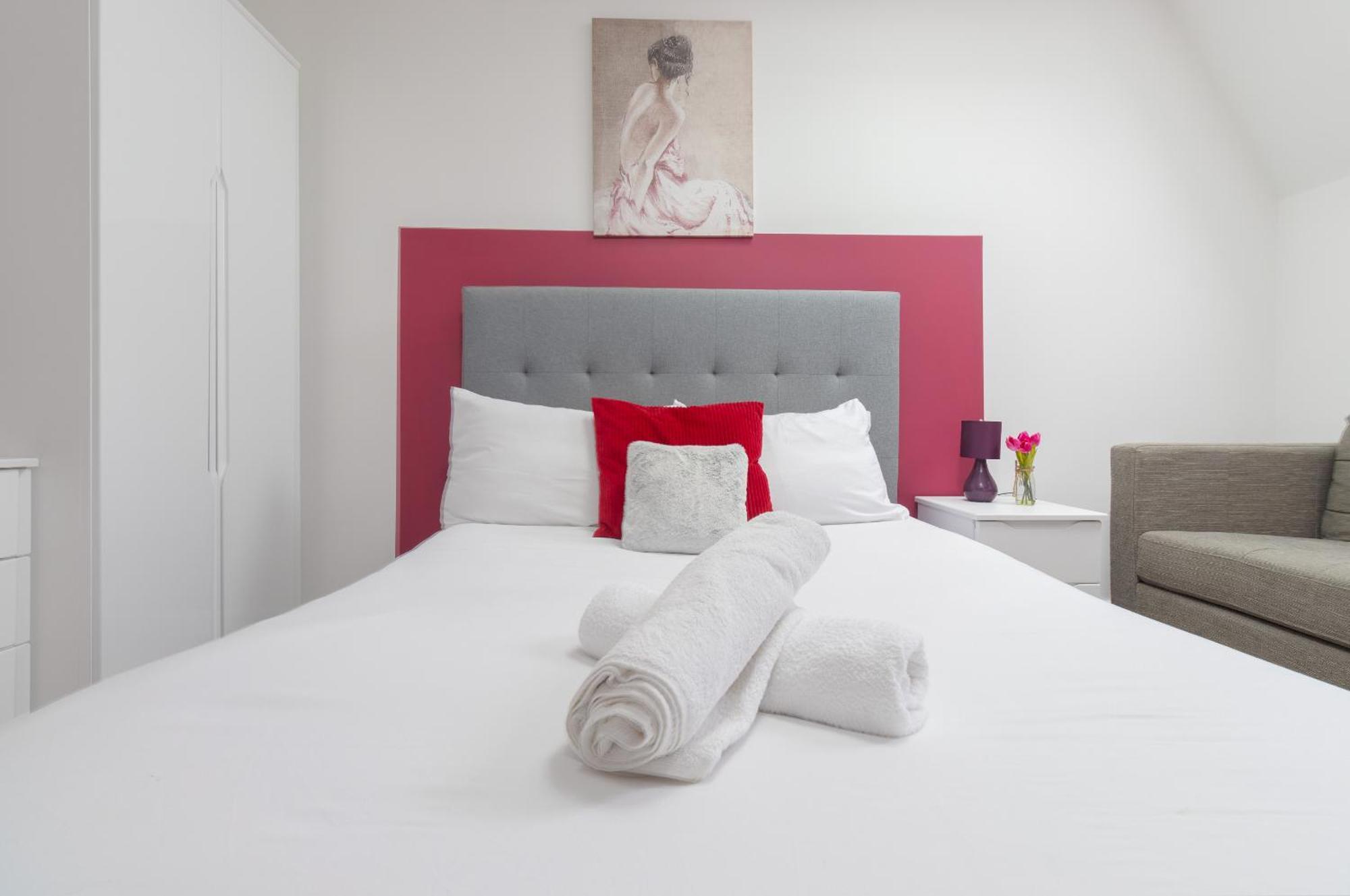 Elegant 1 Bedroom - Powei * Coventry